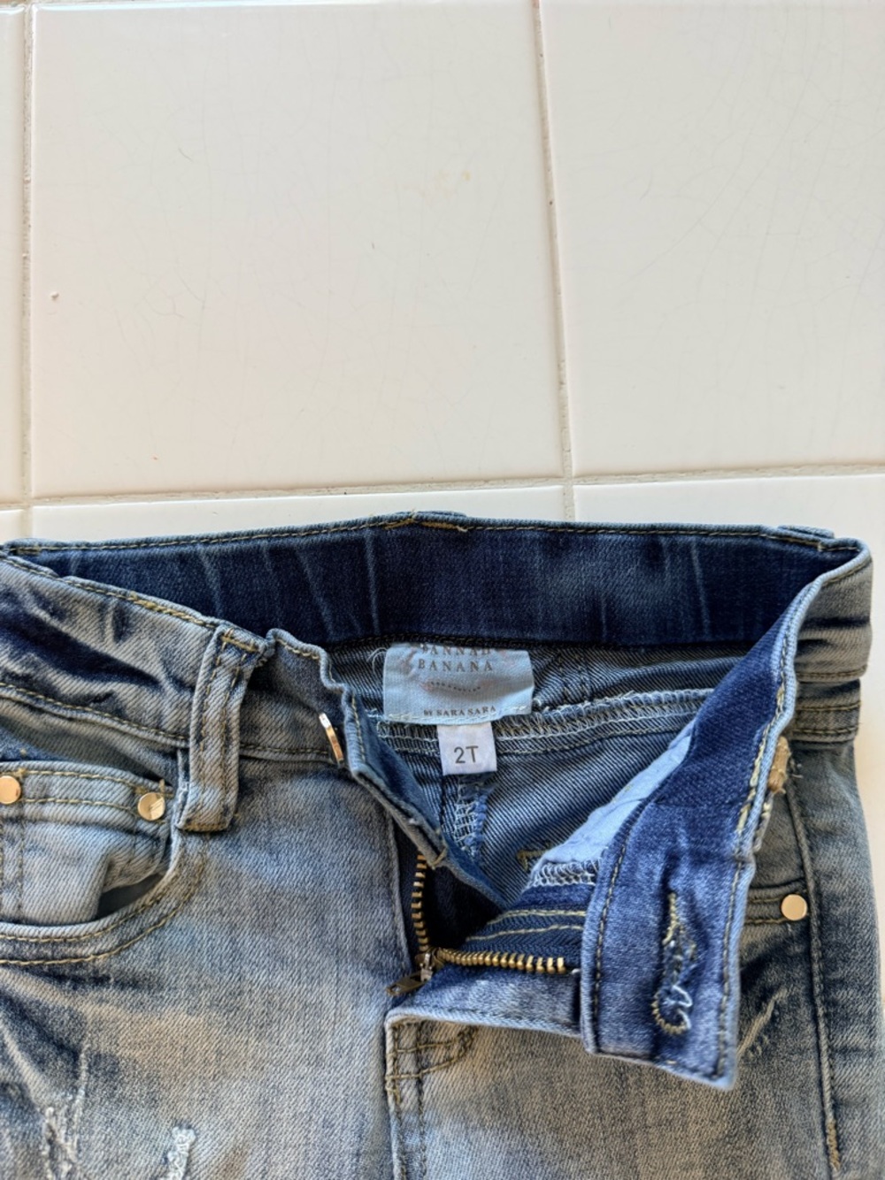 Toddler Girls Fringed Jeans 2T Hannah Banana Boho Hippie Flare Leg Distressed - Picture 7 of 11